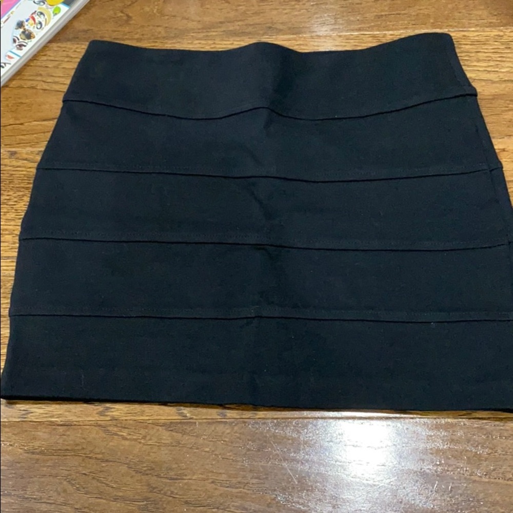 NWOT mini skirt size medium